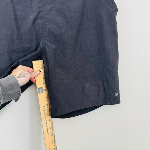 Kenneth Cole Gray Bermuda Shorts Men’s Size L - Picture 4 of 8